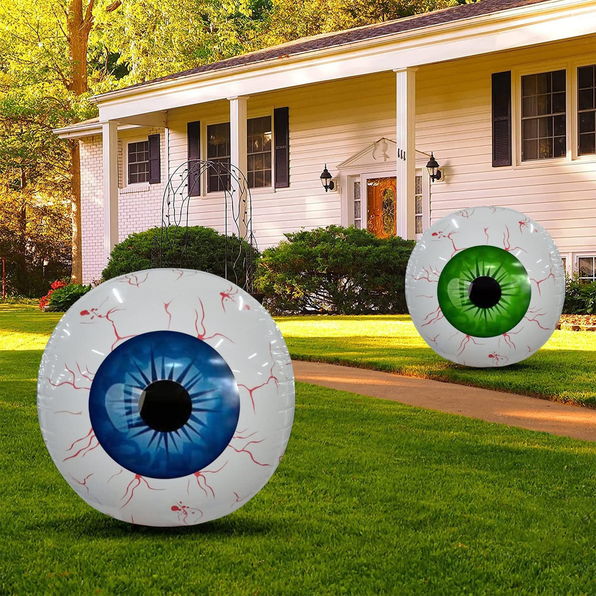 Spook-tacular Halloween Eyeball Balloon - Inflatable Decor for Your Haunted Celebration!
